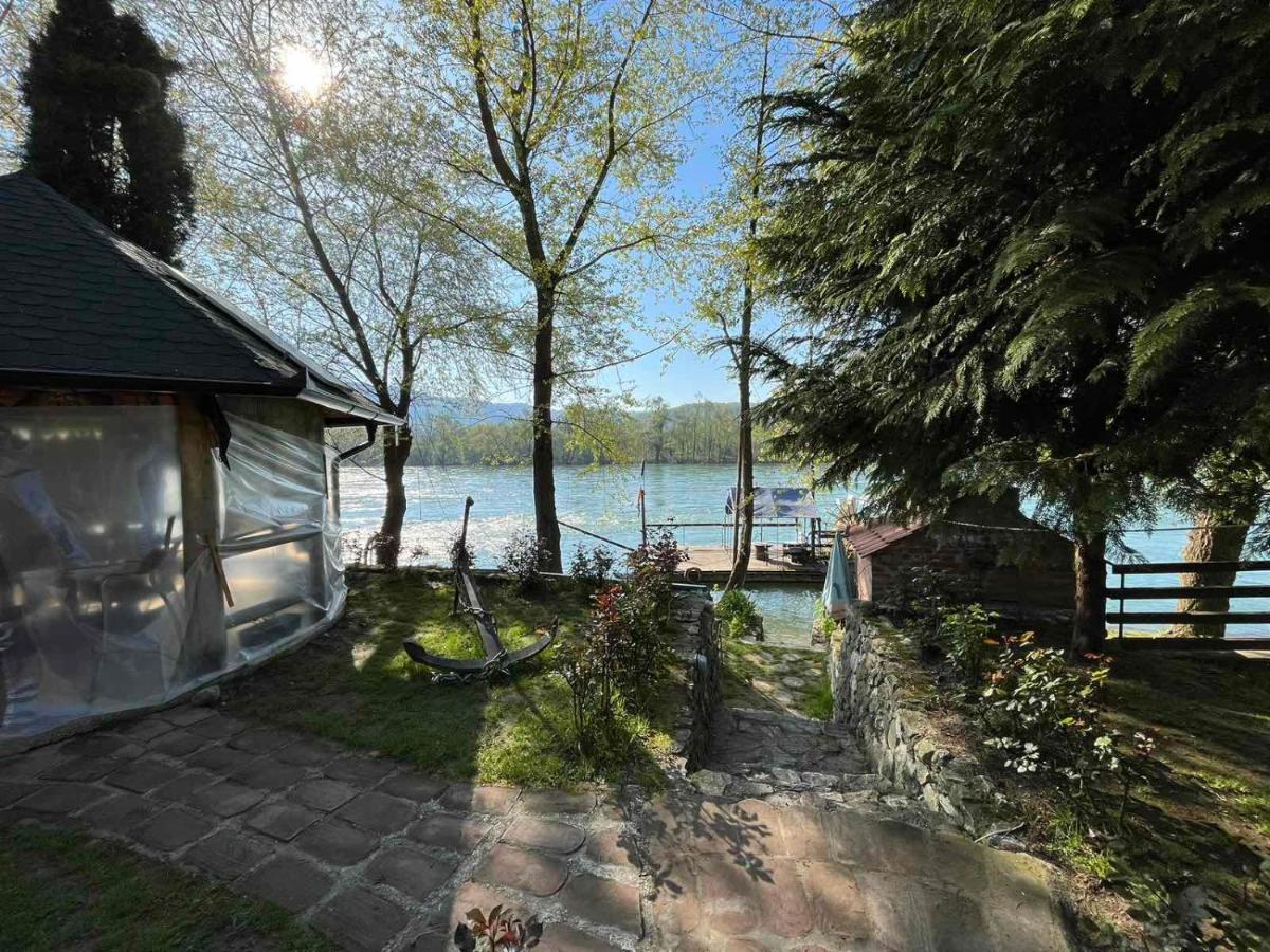 Apartman "Kapetana Luka" Ljubovija Dış mekan fotoğraf