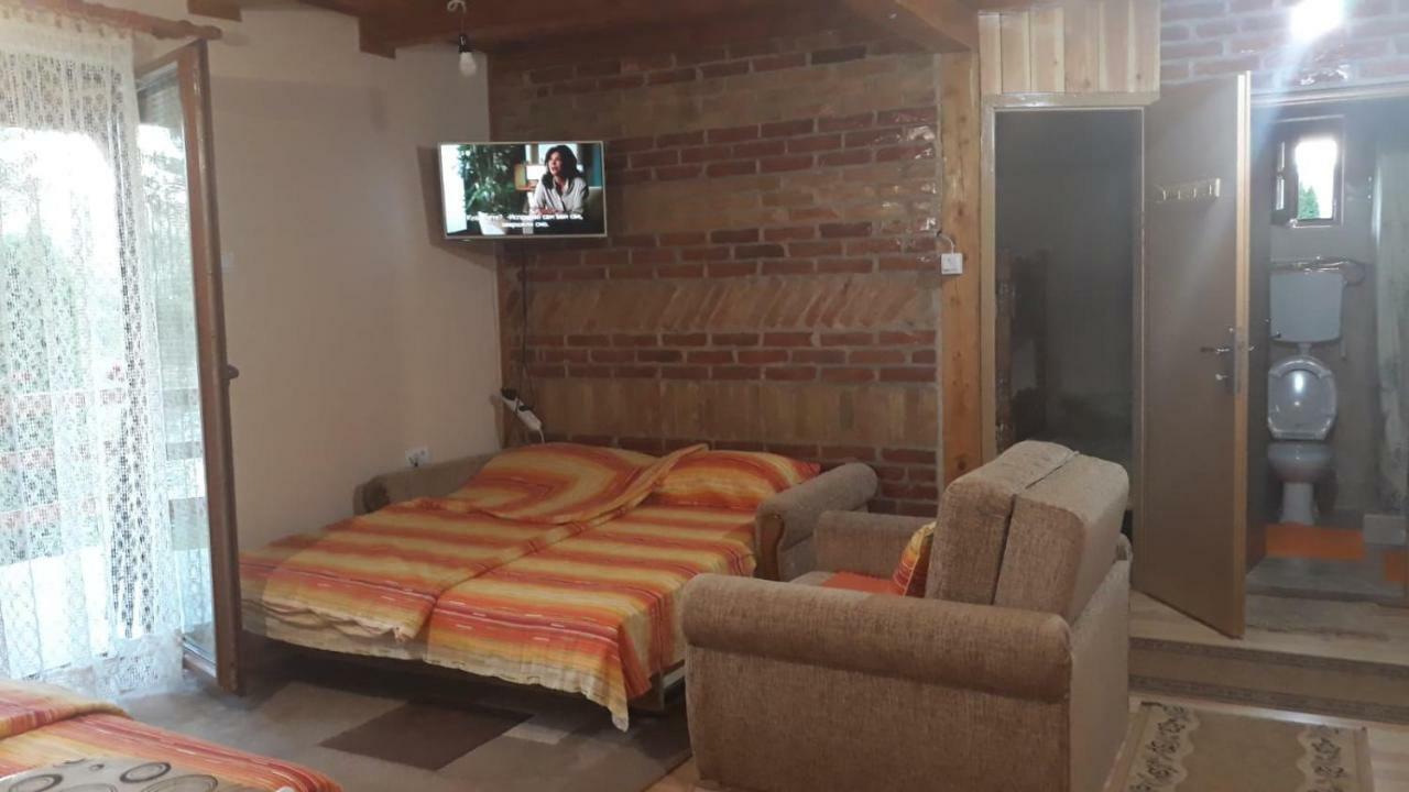 Apartman "Kapetana Luka" Ljubovija Dış mekan fotoğraf